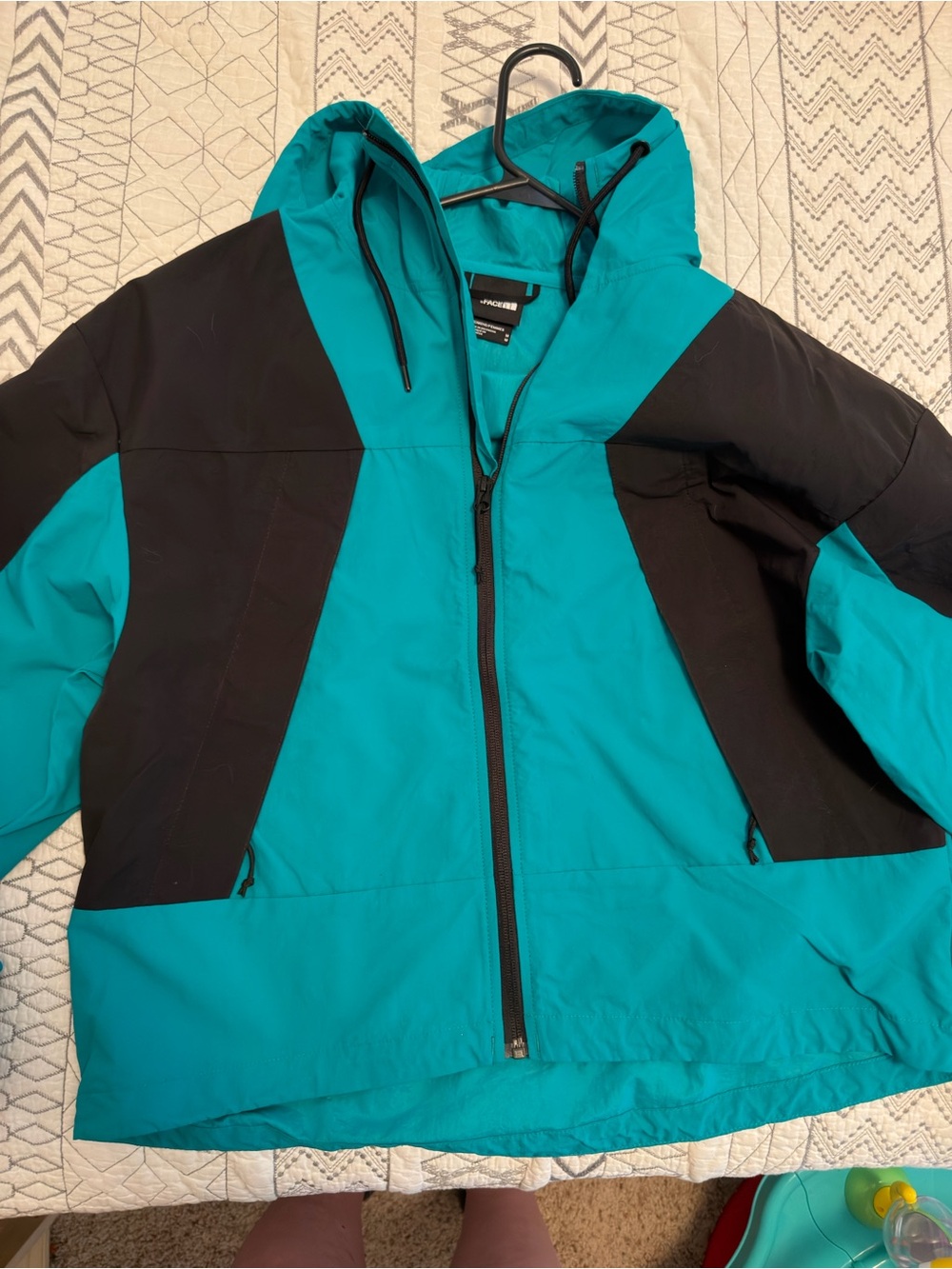 Northface windbreaker
